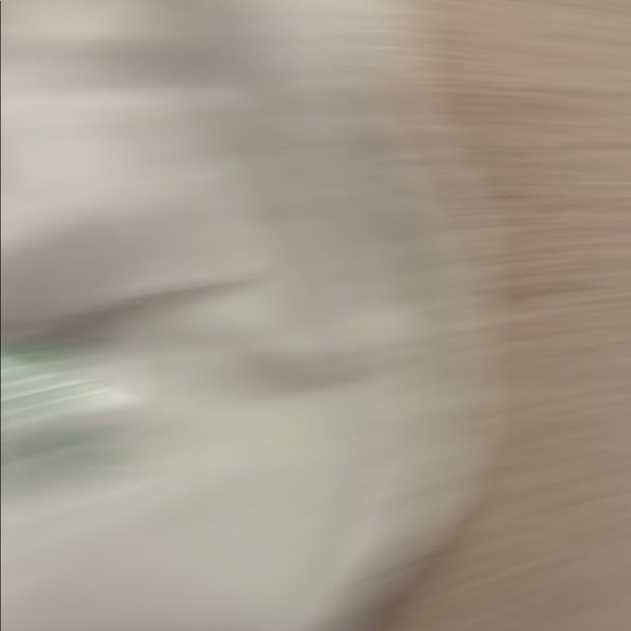 Lilly Pulitzer White Eyelet Puff Sleeve Top - Picture 6 of 6